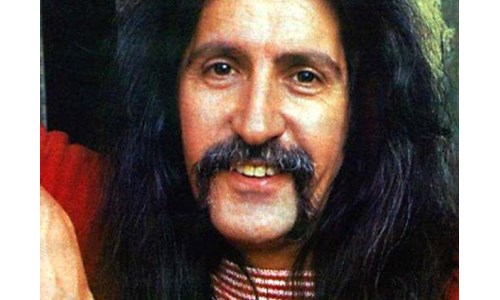 BLUES PERİŞAN OKURLARI 'EN SEVİLEN BARIŞ MANÇO ŞARKISI'NI SEÇTİ